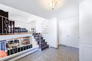 29 Edna Dr, Syosset, NY 11791 - Photo 4