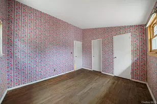 109 Matthews Rd, Oakdale, NY 11769 - Photo 14
