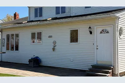 345 Oconnor Road, North Babylon, NY 11703 - Photo 20