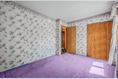 114 Liberty Avenue, Selden, NY 11784 - Photo 20