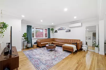229 New York Avenue, Bay Shore, NY 11706 - Photo 20
