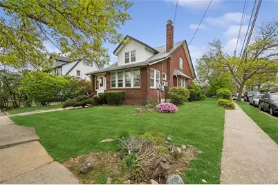 12 Harvard Avenue, Hewlett, NY 11557 - Photo 1