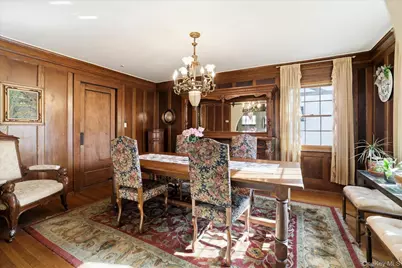 19 Addison Place, Rockville Centre, NY 11570 - Photo 10