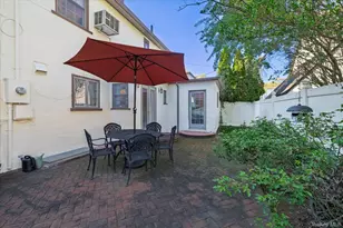 19 Addison Pl, Rockville Centre, NY 11570 - Photo 22