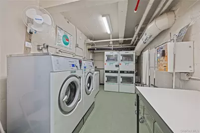 6535 Broadway #2A, Bronx, NY 10471 - Photo 20