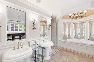 2 Aspen Pl, Great Neck, NY 11021 - Photo 24