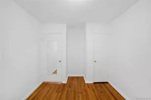 228-14 Stronghurst Ave, Queens Village, NY 11427 - Photo 12