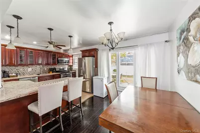 19 Sloan Drive S, Valley Stream, NY 11580 - Photo 4