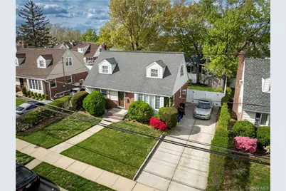 19 Sloan Drive S, Valley Stream, NY 11580 - Photo 32
