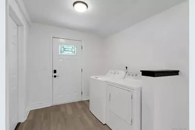 938 S Route 9W, Congers, NY 10920 - Photo 18