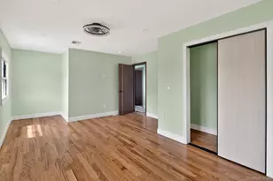 1524 Bowe Rd, Valley Stream, NY 11580 - Photo 8