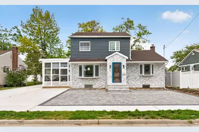 1524 Bowe Road, Valley Stream, NY 11580 - Photo 2