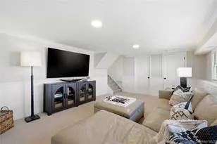 149 Raleigh Ln, West Islip, NY 11795 - Photo 16