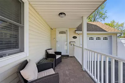 149 Raleigh Lane, West Islip, NY 11795 - Photo 38