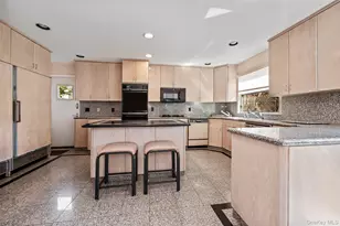138-02 Rockaway Beach Blvd, Rockaway Park, NY 11694 - Photo 12