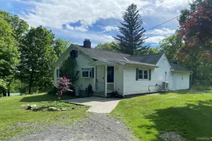 894 Upper Mountain Rd, Pine Bush, NY 12566 - Photo 2