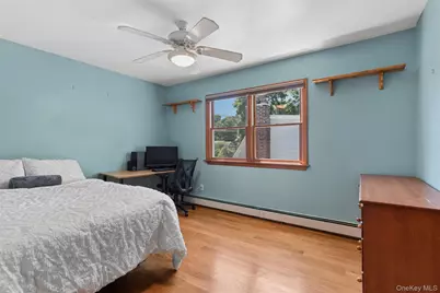 1749 Commonwealth Avenue, Merrick, NY 11566 - Photo 22