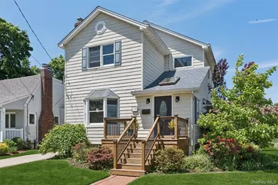 1749 Commonwealth Avenue, Merrick, NY 11566 - Photo 2