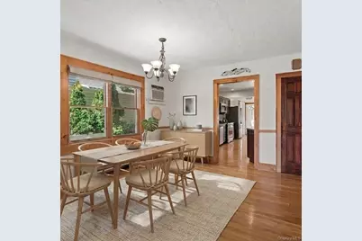 1749 Commonwealth Avenue, Merrick, NY 11566 - Photo 8