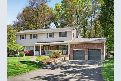 22 E Mayer Drive, Suffern, NY 10901 - Photo 2