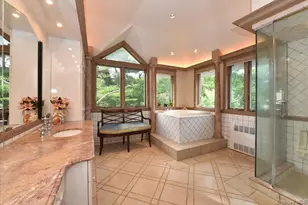 8 Magnolia Dr, Great Neck, NY 11021 - Photo 24
