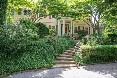 8 Magnolia Drive, Great Neck, NY 11021 - Photo 4