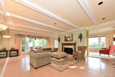 8 Magnolia Drive, Great Neck, NY 11021 - Photo 12