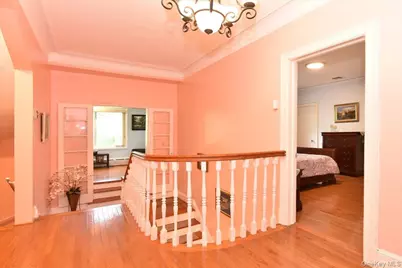 8 Magnolia Drive, Great Neck, NY 11021 - Photo 22