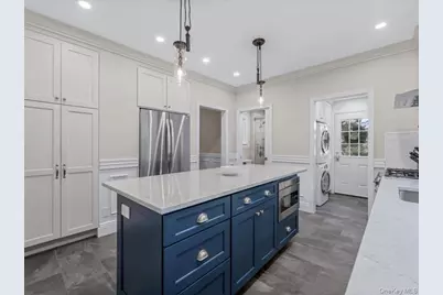 28 Union Place, Lynbrook, NY 11563 - Photo 12