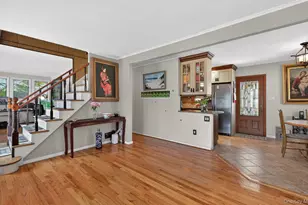 2021 Lincoln Ave, East Meadow, NY 11554 - Photo 2