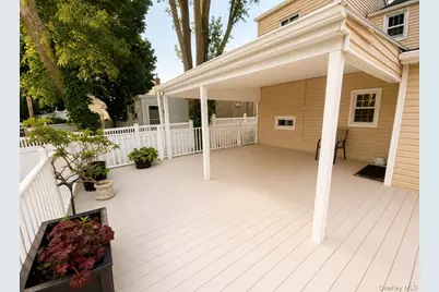 25 Nassau Street, Elmont, NY 11003 - Photo 12