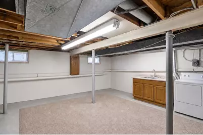 183 Broadway, Brentwood, NY 11717 - Photo 20
