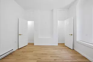 2407 Butler Pl, Bronx, NY 10461 - Photo 12