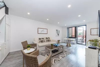100 W Broadway #1H, Long Beach, NY 11561 - Photo 2