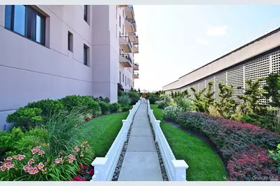 100 W Broadway #1H, Long Beach, NY 11561 - Photo 26