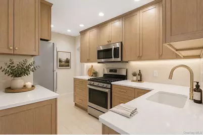 68 Seneca Avenue, White Plains, NY 10603 - Photo 14