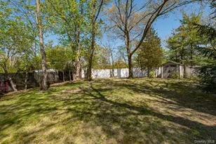 59 Serene Pl, Hauppauge, NY 11788 - Photo 16