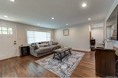 59 Serene Place, Hauppauge, NY 11788 - Photo 4
