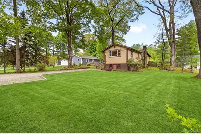 3079 Maqua Place, Mohegan Lake, NY 10547 - Photo 2