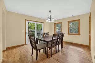 3079 Maqua Pl, Mohegan Lake, NY 10547 - Photo 12
