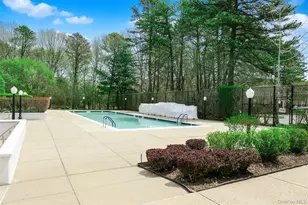 280 Ranch Cir, Manorville, NY 11949 - Photo 36