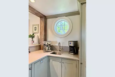 184 Twomey Avenue, Calverton, NY 11933 - Photo 14