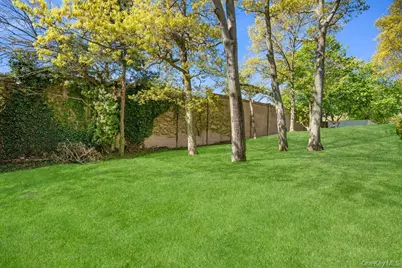 404 Towne House Village #404, Islandia, NY 11749 - Photo 22