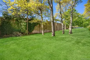 404 Towne House Village, Islandia, NY 11749 - Photo 22