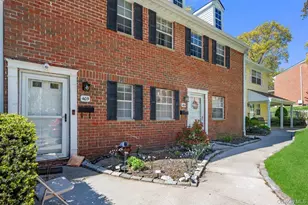 404 Towne House Village, Islandia, NY 11749 - Photo 28