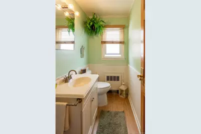 90 Sunset Road, Bay Shore, NY 11706 - Photo 22