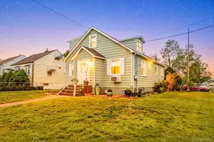 69 Nottingham Ave, Valley Stream, NY 11580 - Photo 1