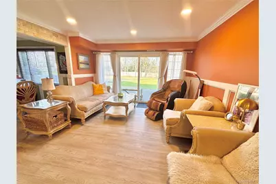 15 Manors Drive, Jericho, NY 11753 - Photo 12