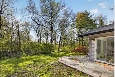 8 Jonathan Lane, Poughkeepsie, NY 12603 - Photo 32