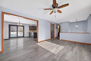 16 Darlene Dr, Poughkeepsie, NY 12601 - Photo 6